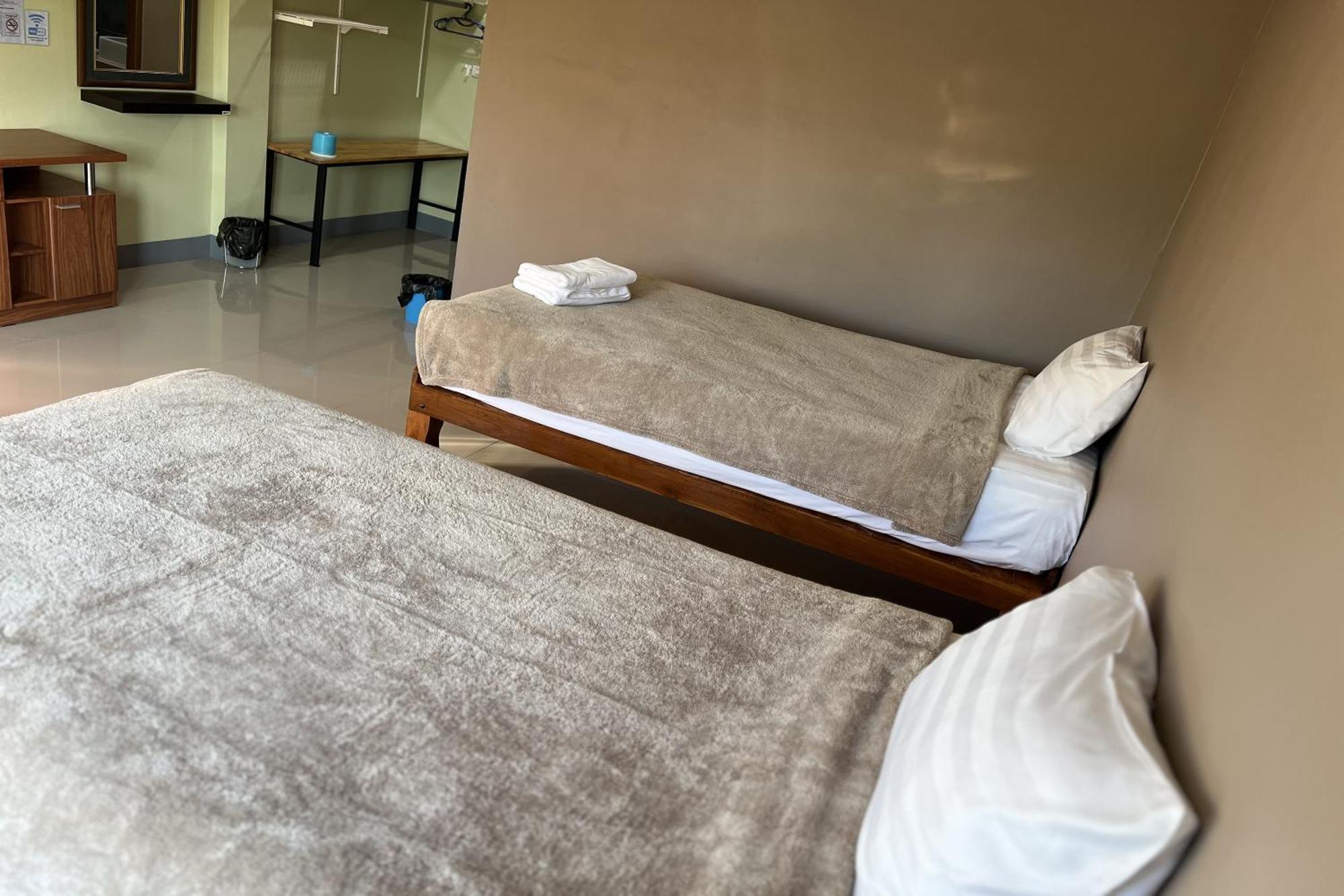 V Tharm Hotel Udon Thani Bagian luar foto