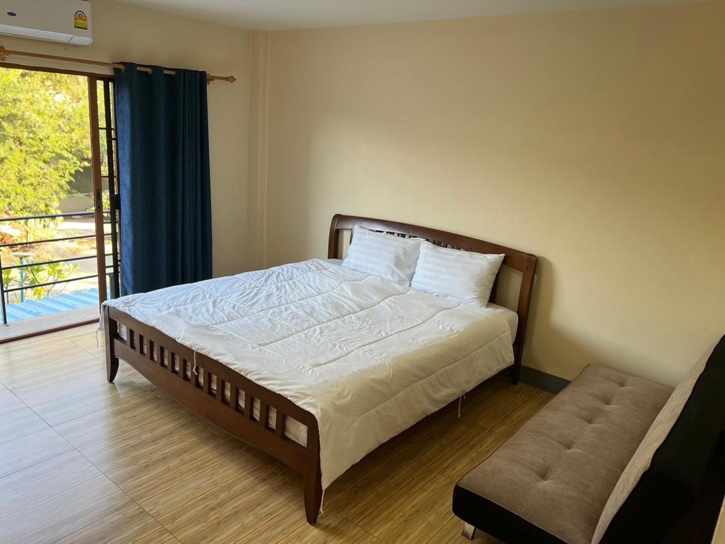 V Tharm Hotel Udon Thani Bagian luar foto